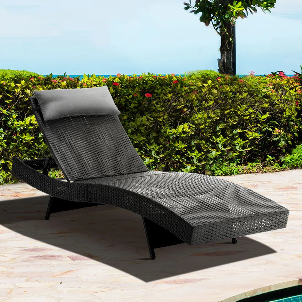 Gardeon Outdoor Wicker Sun Lounge - Black